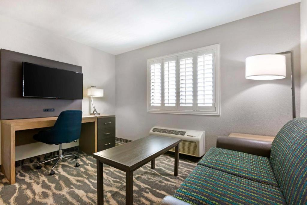 Best Western Plus Safford Екстериор снимка