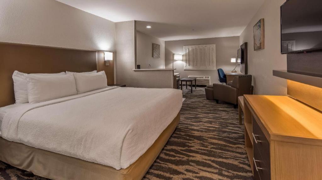 Best Western Plus Safford Екстериор снимка