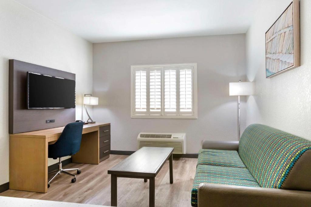 Best Western Plus Safford Екстериор снимка
