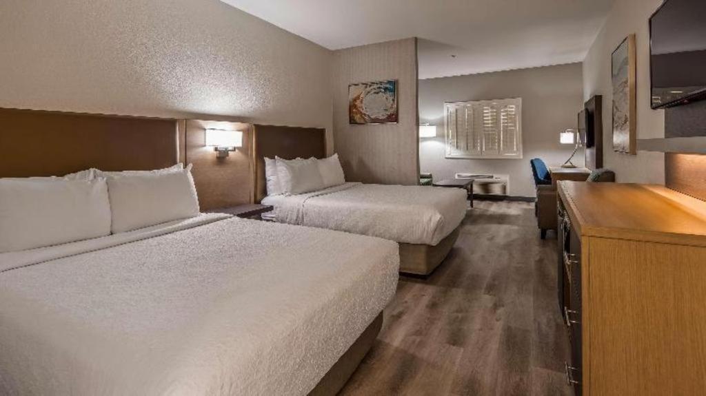 Best Western Plus Safford Екстериор снимка